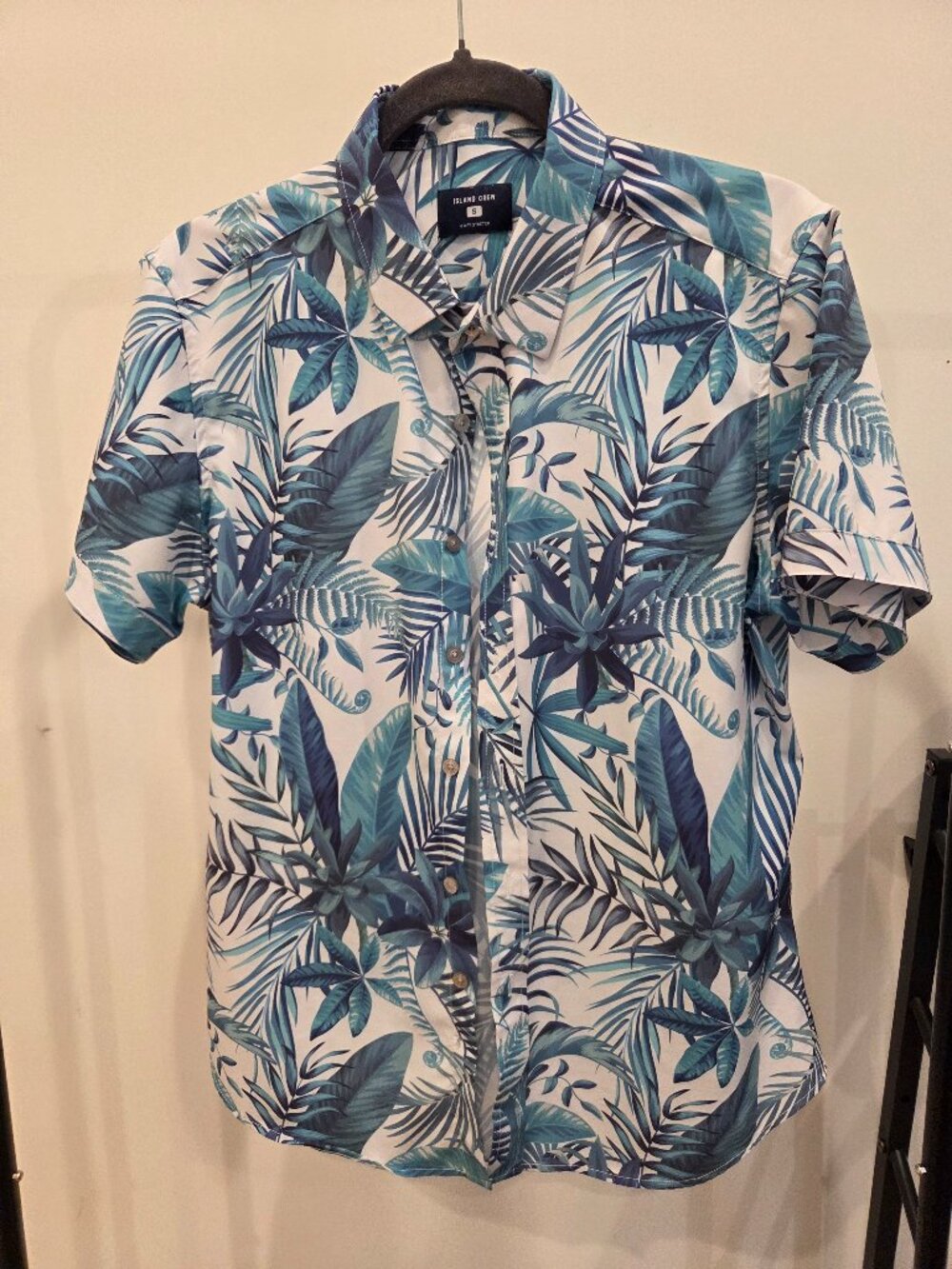 Hawaiian Button Up Short-Sleeve Shirt